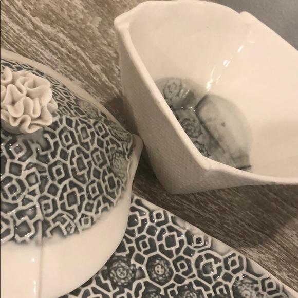 Anthropologie Vanity Set - Picture 5 of 8